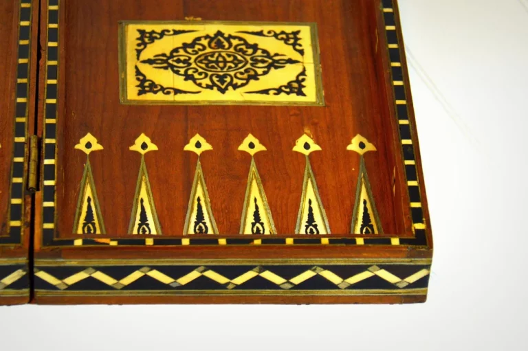 Backgammon antique ivoire et argent zoom
