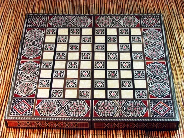Jeux backgammon en bois ouvert - Malak